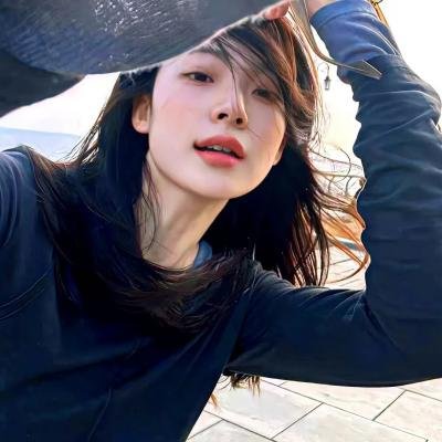 三个姐姐竟是隐藏大佬